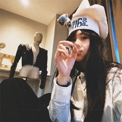 伦敦巴黎纽约